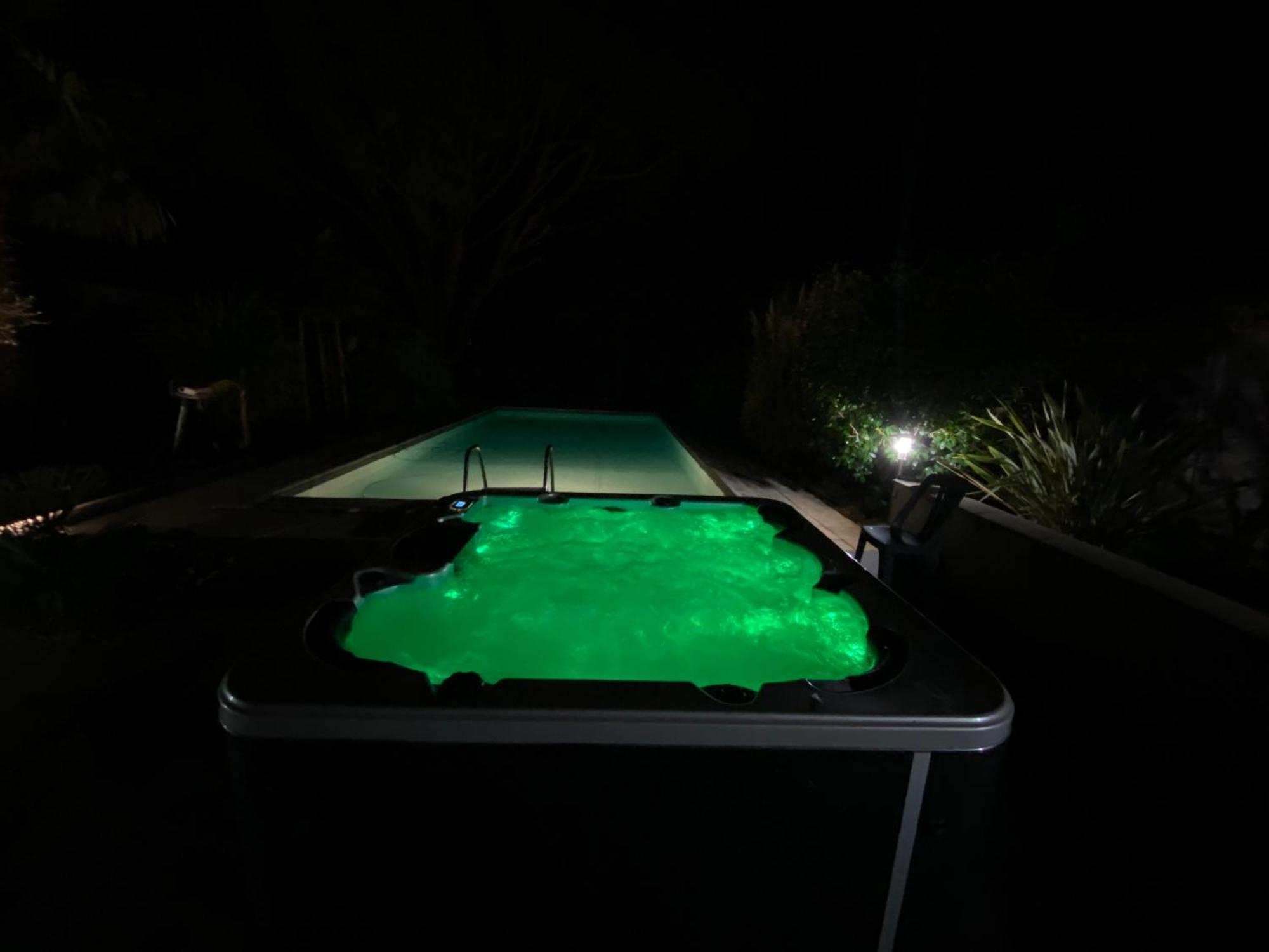Villa & Spa-Sauna-Piscine-Massages Du "Nirvana Vivant" Biars-sur-Cere Bagian luar foto